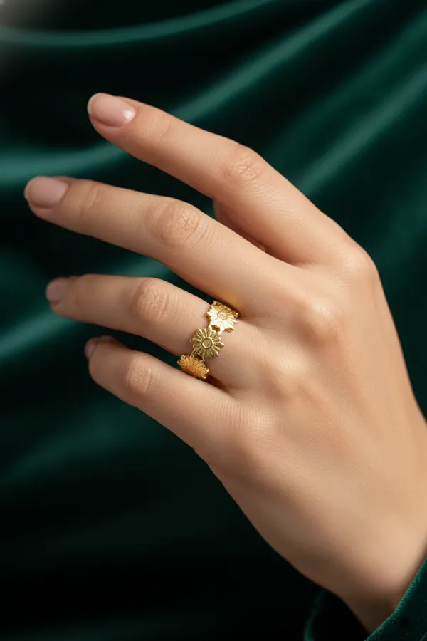 Golden_Floral_Daisy_Adjustable_Ring_For_Women