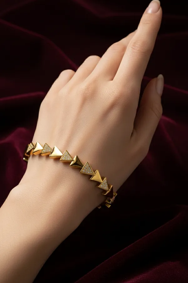 Golden_Elegant_Gold_Plated_Triangle_Pattern_Bracelet_For_Women