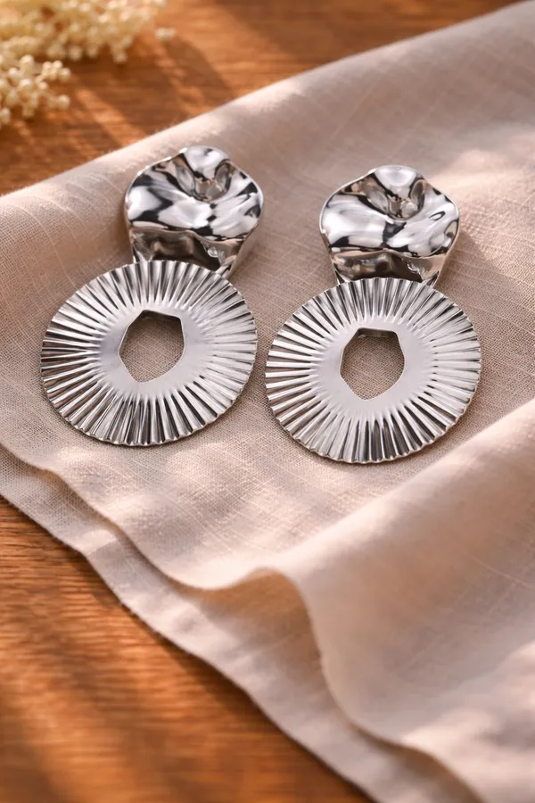Silver_Toned_Geometric_Statement_Earrings_With_Textured_Disc_Design_For_Women