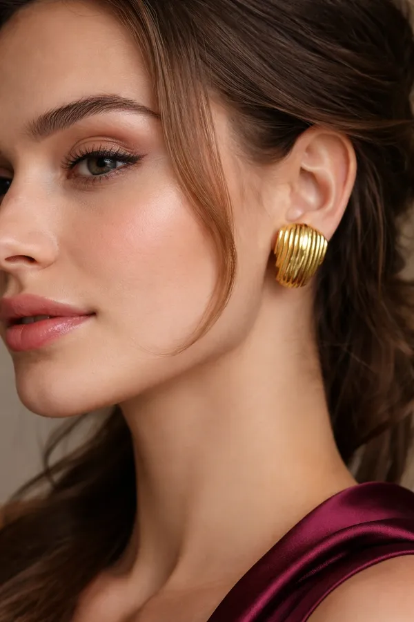 Golden_Chunky_Twisted_Hoop_Earrings_For_Women