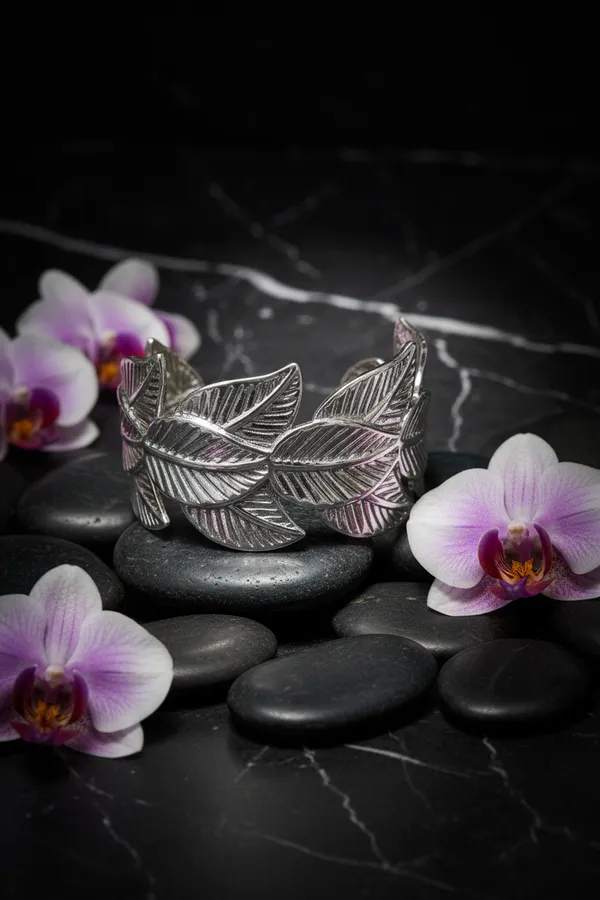 Silver_Elegant_Toned_Leaf_Design_Adjustable_Cuff_Bracelet_For_Women