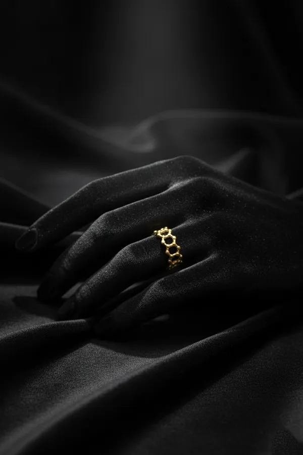 Golden_Gold_Honeycomb_Pattern_Ring_For_Women