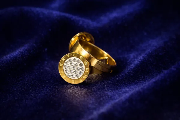 Gold_Plated_Roman_Numeral_Ring_With_Crystal_Center_For_Women