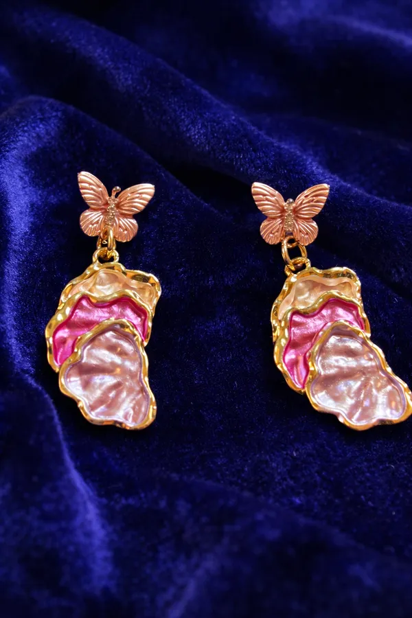 Pink_Butterfly_Shell_Drop_Earrings_With_Gold_Trim_For_Women