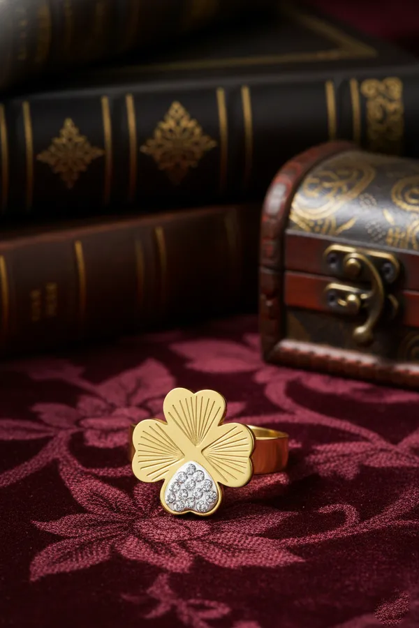 Golden_Four_Leaf_Clover_Gold_Plated_Ring_With_Crystal_Accents_For_Women