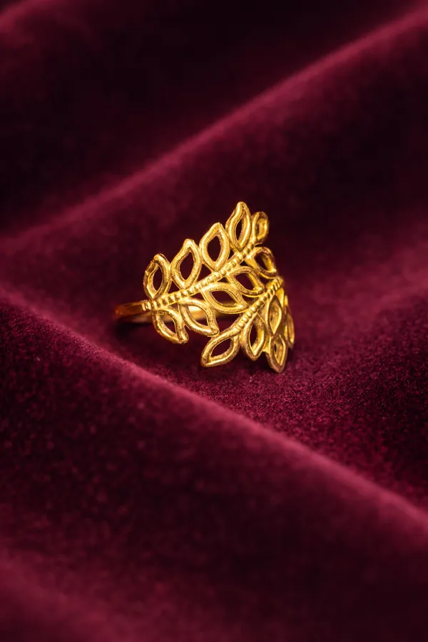 Gold_Plated_Leaf_Design_Ring_For_Women