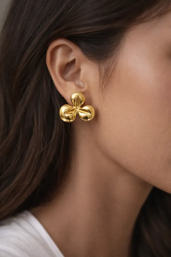 Golden_Three_Petal_Flower_Stud_Earrings_For_Women