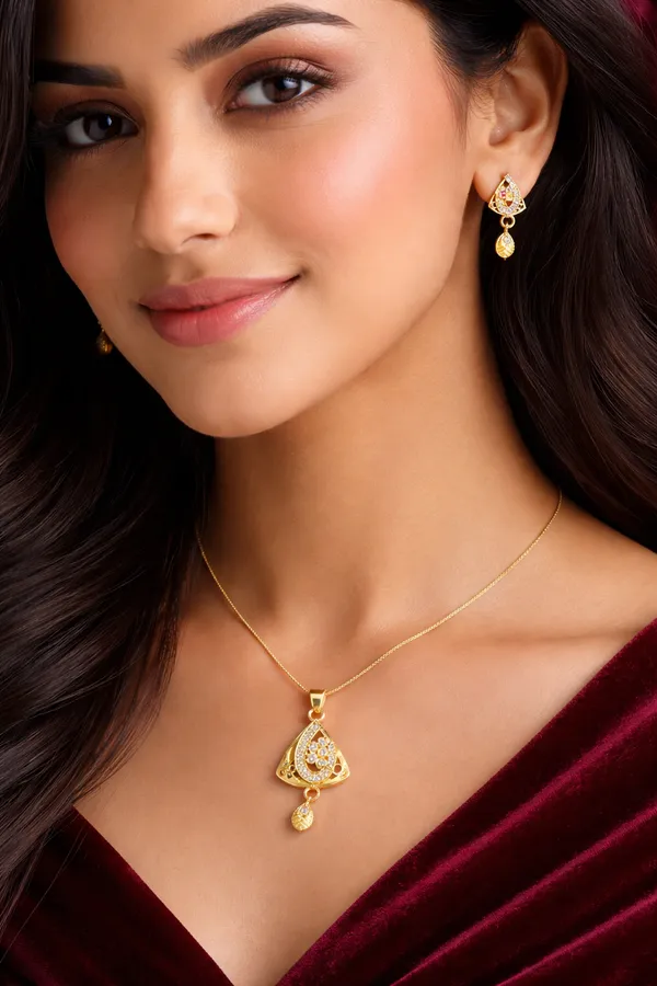 Golden_Traditional_Gold_Plated_Crystal_Pendant_Necklace_And_Earrings_Set_For_Women