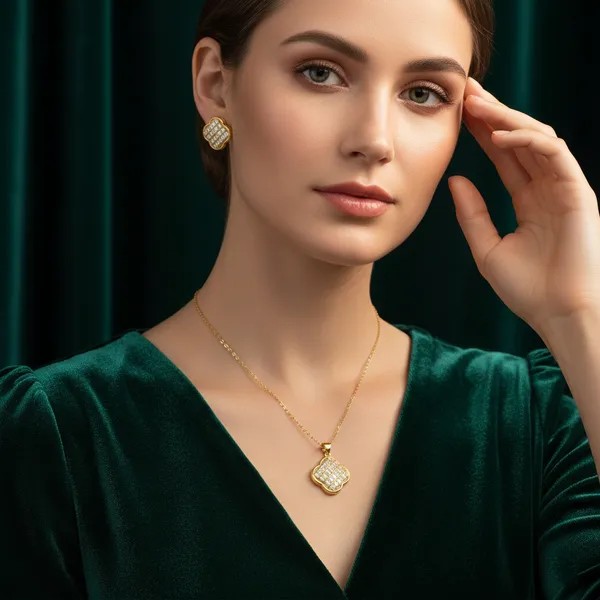 Golden_Elegant_Gold_Plated_Floral_Quatrefoil_Pendant_Necklace_And_Earrings_Set_With_Cubic_Zirconia_Stones_For_Women