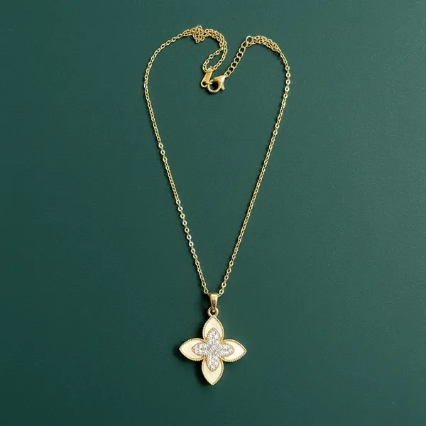 Off_White_Elegant_Enamel_Flower_Pendant_Necklace_With_Gold_Finish_For_Women