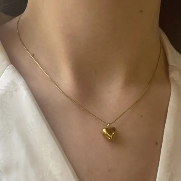 Gold_Plated_Puffed_Heart_Pendant_Necklace_With_Snake_Chain_For_Women