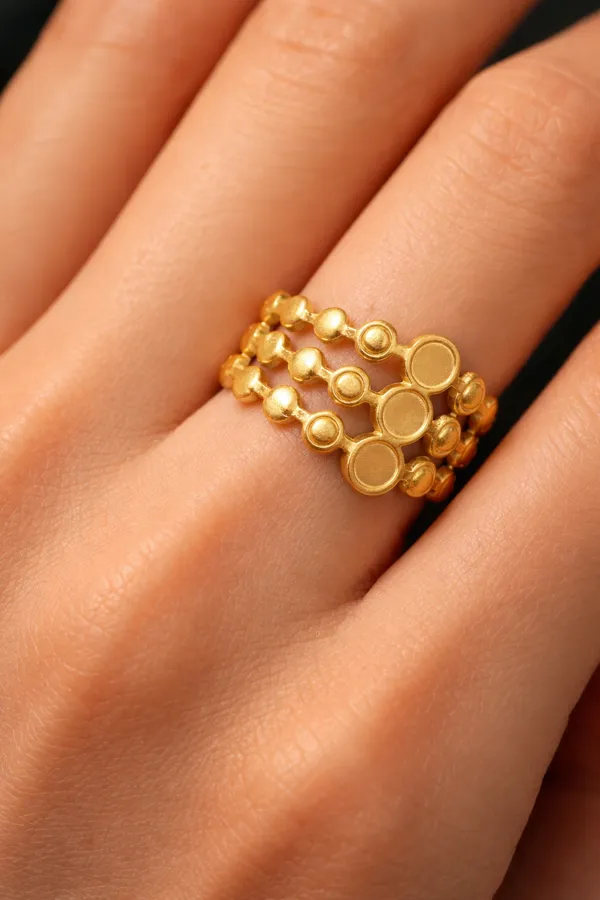 Golden_Triple_Row_Circular_Gold_Ring_For_Women