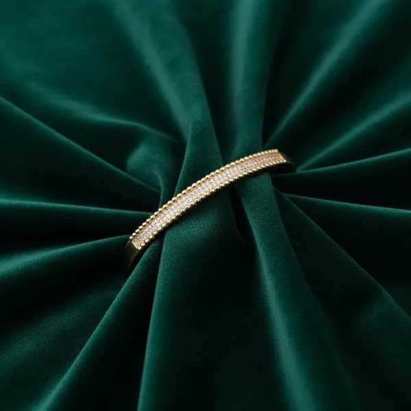 Gold_Plated_Crystal_Studded_Bangle_Bracelet_For_Women