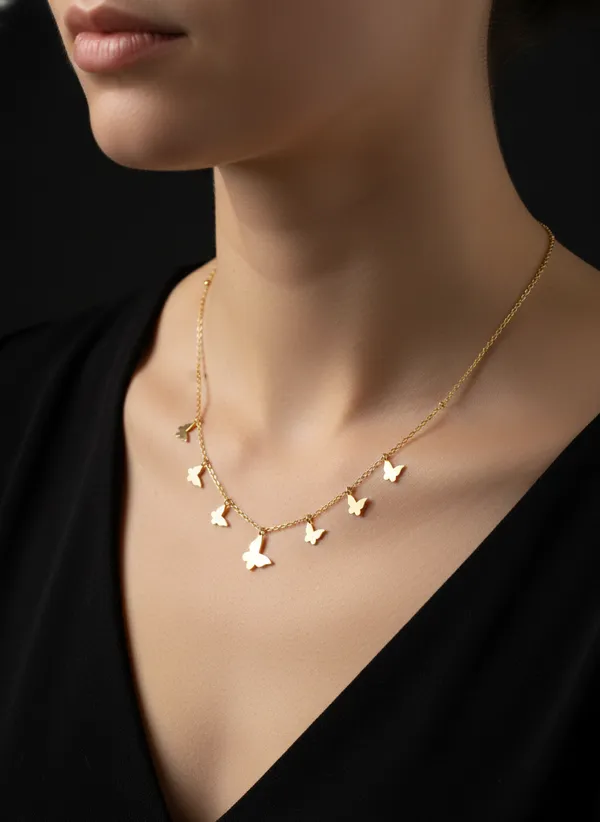 Golden_Elegant_Gold_Butterfly_Charm_Necklace_For_Women