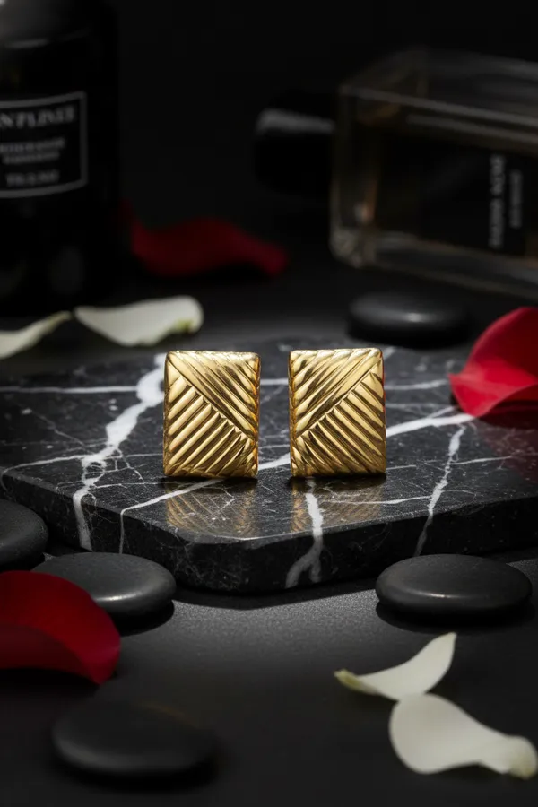 Gold_Plated_Rectangular_Striped_Stud_Earrings_For_Women