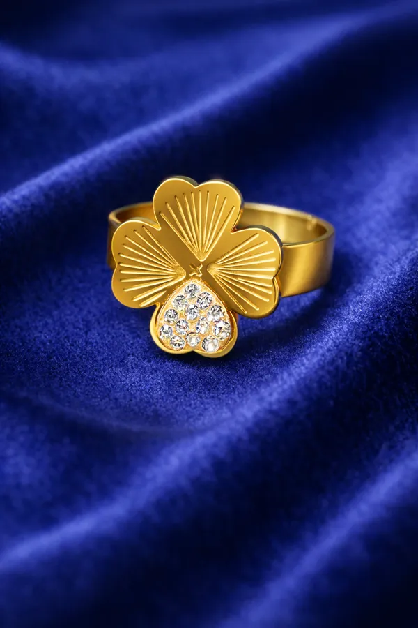 Golden_Four_Leaf_Clover_Gold_Plated_Ring_With_Crystal_Accents_For_Women