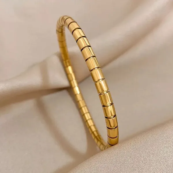 Golden_Segmented_Bangle_Bracelet_For_Women