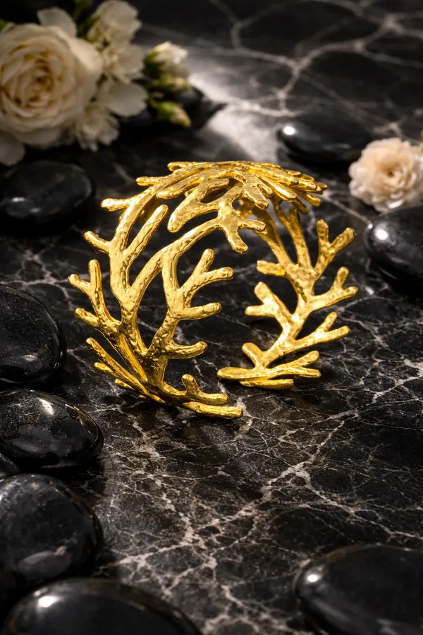 Golden_Coral_Branch_Cuff_Bracelet_For_Women