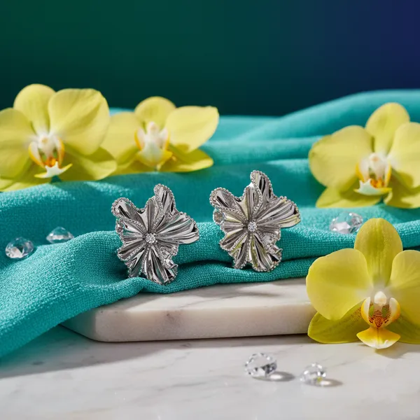 White_Elegant_Silver_Toned_Floral_Stud_Earrings_For_Women