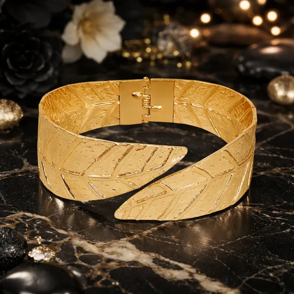 Golden_Leaf_Design_Adjustable_Cuff_Bracelet_For_Women