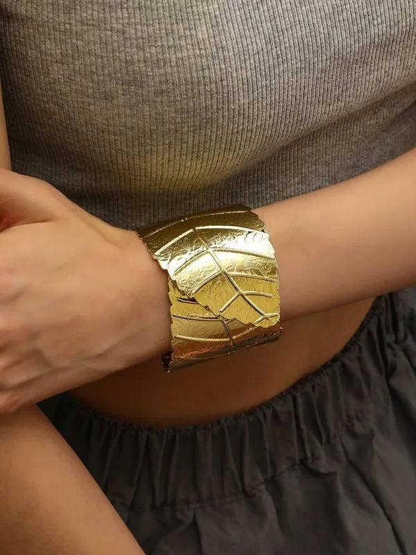 Golden_Textured_Gold_Leaf_Design_Wide_Cuff_Bracelet_For_Women