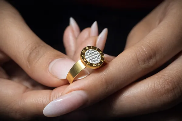 Gold_Plated_Roman_Numeral_Ring_With_Crystal_Center_For_Women