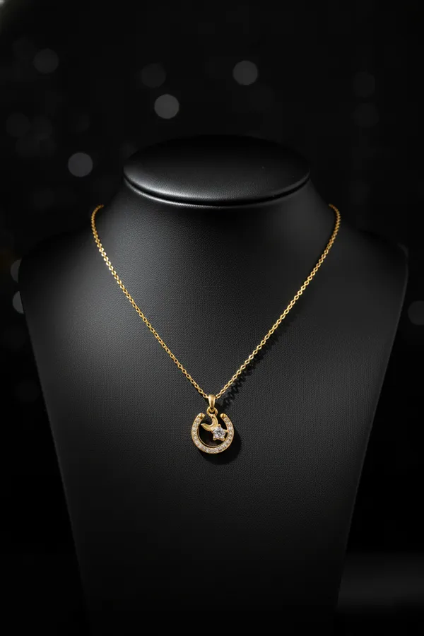 Gold_Plated_Horseshoe_Crystal_Pendant_Necklace_For_Women