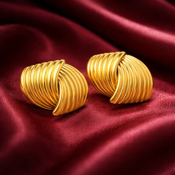 Golden_Elegant_Gold_Plated_Ribbed_Shell_Stud_Earrings_For_Women