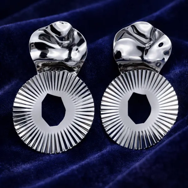 Silver_Toned_Geometric_Statement_Earrings_With_Textured_Disc_Design_For_Women