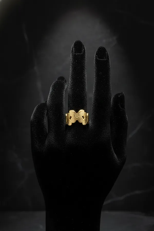Golden_Elegant_Butterfly_Pattern_Ring_For_Women
