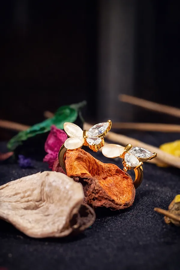 Golden_Dual_Butterfly_Crystal_And_Enamel_Adjustable_Ring_For_Women