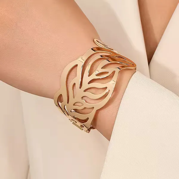 Gold_Plated_Leaf_Design_Statement_Bracelet_For_Women