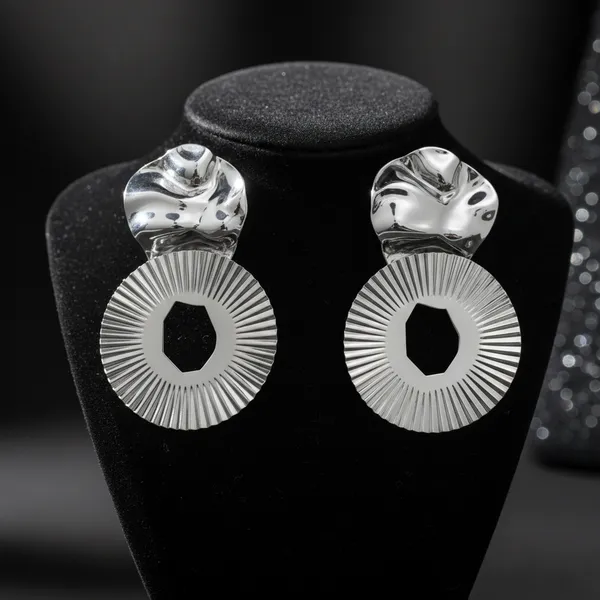 Silver_Toned_Geometric_Statement_Earrings_With_Textured_Disc_Design_For_Women