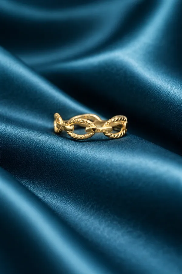 Golden_Twisted_Rope_Chain_Link_Ring_For_Women