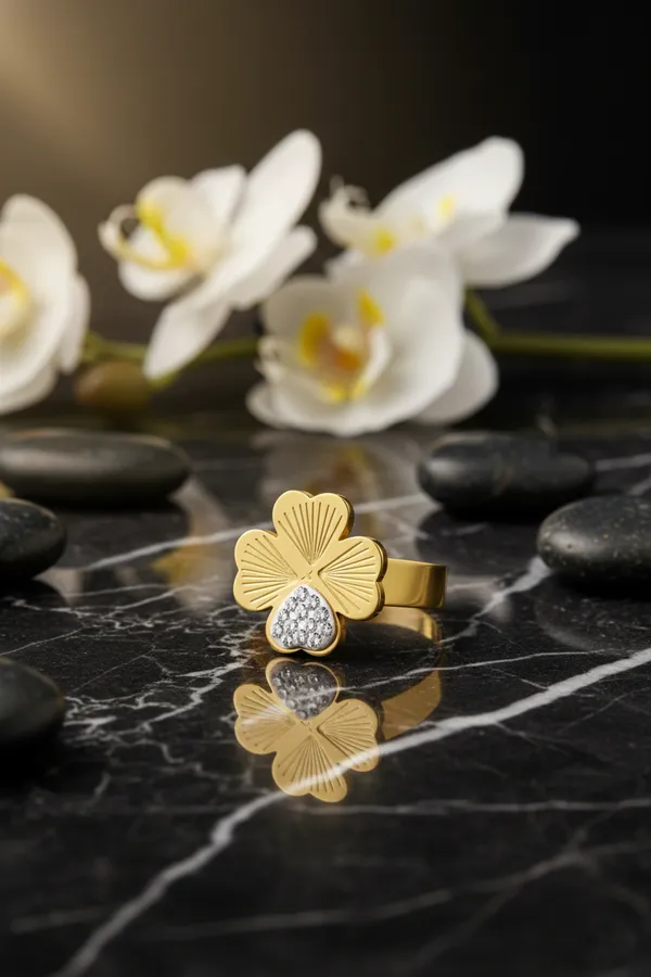 Golden_Four_Leaf_Clover_Gold_Plated_Ring_With_Crystal_Accents_For_Women