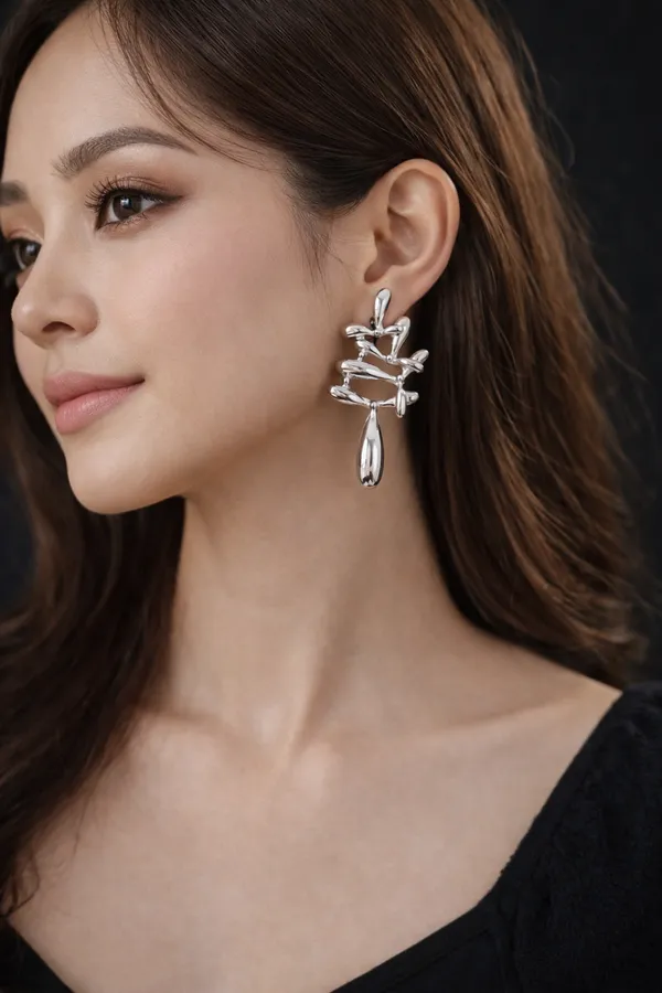 Silver_Elegant_Toned_Drop_Earrings_With_Abstract_Design_For_Women