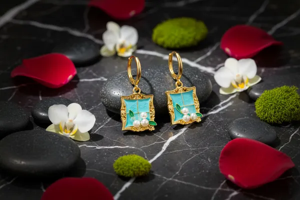Blue_Elegant_Floral_Window_Frame_Drop_Earrings_With_Pearl_Accents_For_Women
