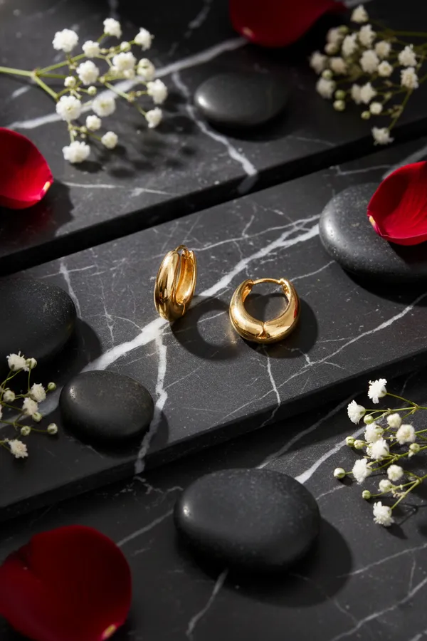 Golden_Chunky_Gold_Plated_Hoop_Earrings_For_Women