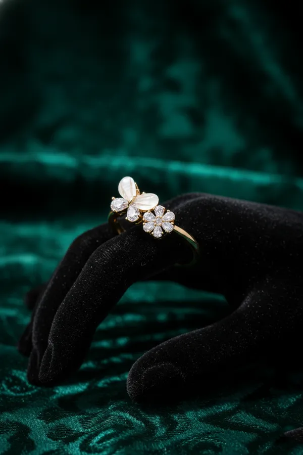 White_Elegant_Butterfly_And_Flower_Open_Ring_With_Rose_Gold_Finish_For_Women