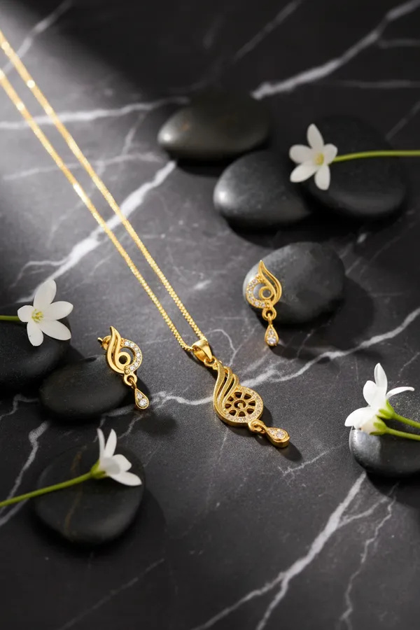 Golden_Peacock_Pendant_Necklace_Set_With_Matching_Earrings_For_Women