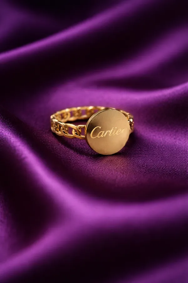 Golden_Cartier_Engraved_Gold_Chain_Ring_For_Women
