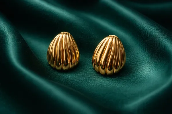 Gold_Plated_Ridged_Teardrop_Stud_Earrings_For_Women