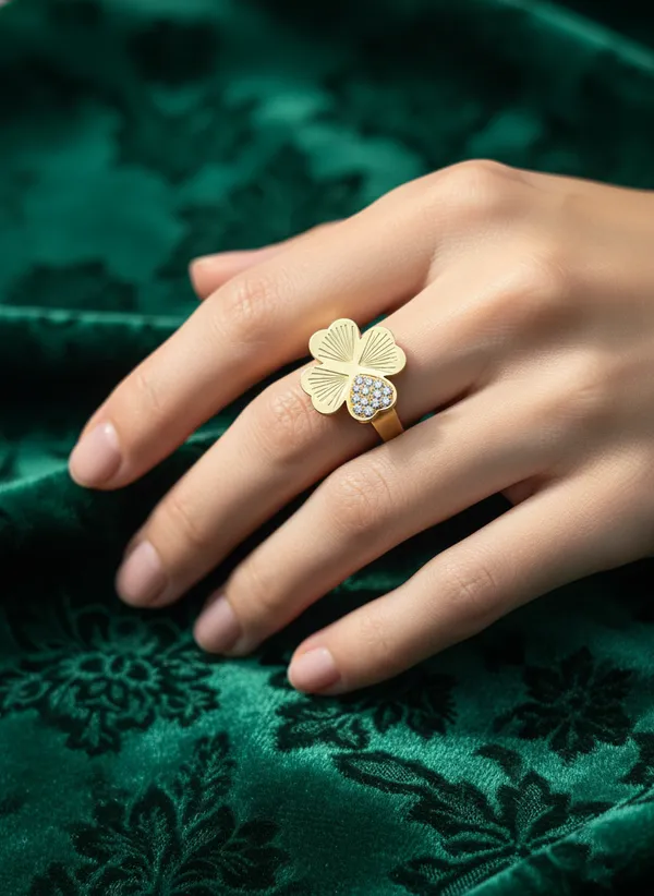Golden_Four_Leaf_Clover_Gold_Plated_Ring_With_Crystal_Accents_For_Women
