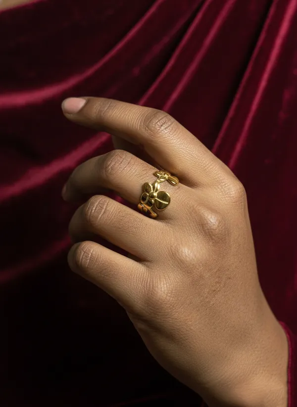 Golden_Elegant_Floral_Ring_With_Adjustable_Open_Band_For_Women