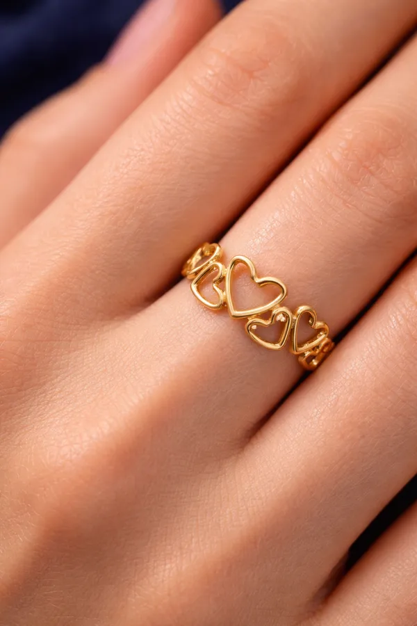 Golden_Heart_Design_Chain_Ring_For_Women