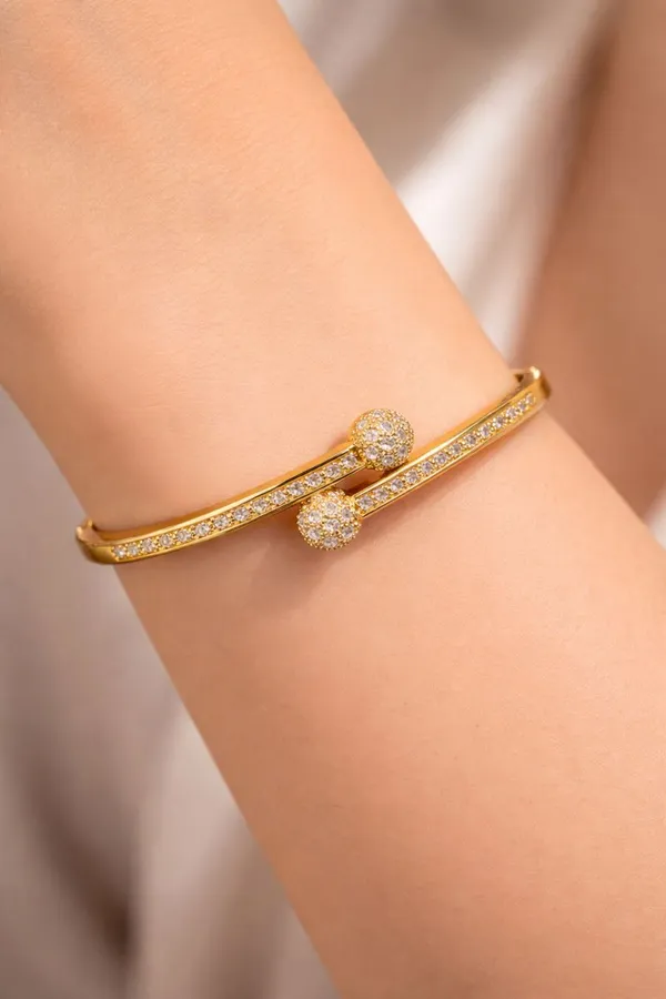 Gold_Plated_Crystal_Studded_Open_Cuff_Bracelet_With_Spherical_Ends_For_Women