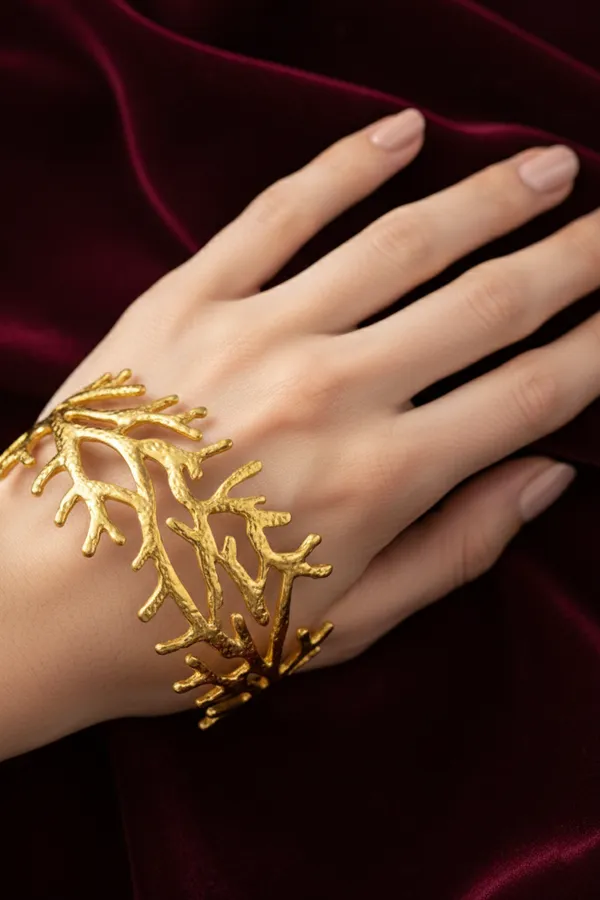 Golden_Coral_Branch_Cuff_Bracelet_For_Women