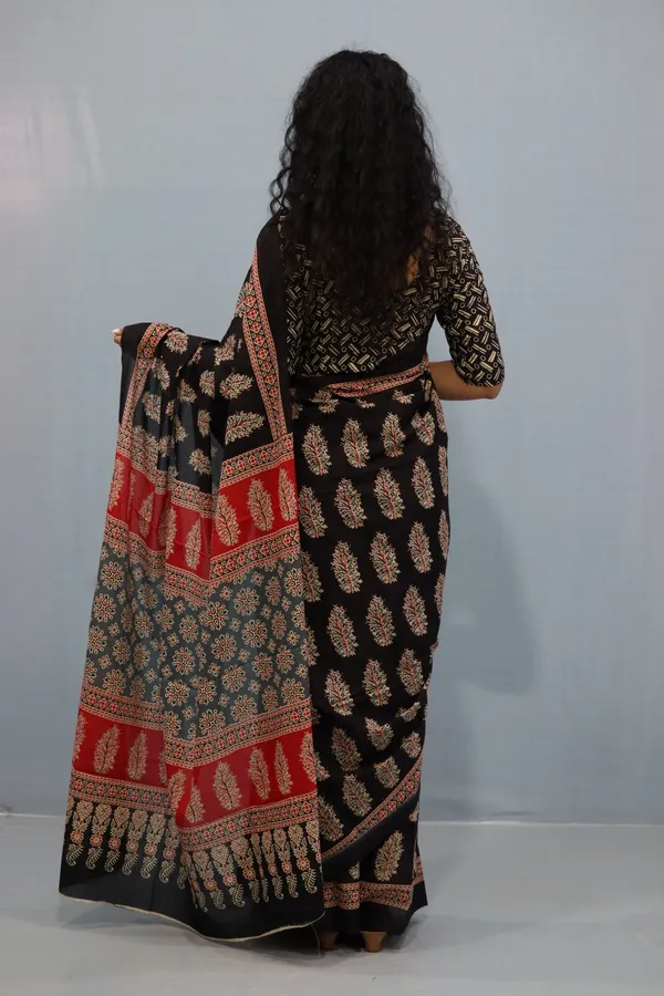 Black_Ajrakh_Print_Cotton_Saree_with_Red_Border