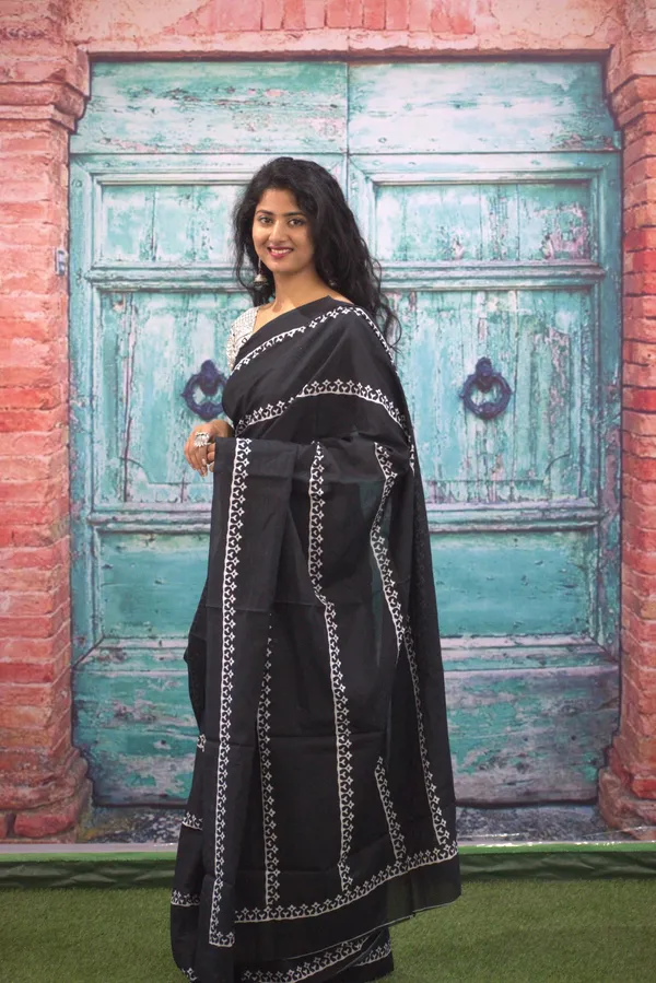 Black_Elegant_Jaali_Print_Cotton_Saree_with_Designer_Blouse