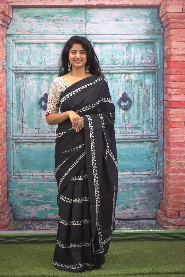 Black_Elegant_Jaali_Print_Cotton_Saree_with_Designer_Blouse